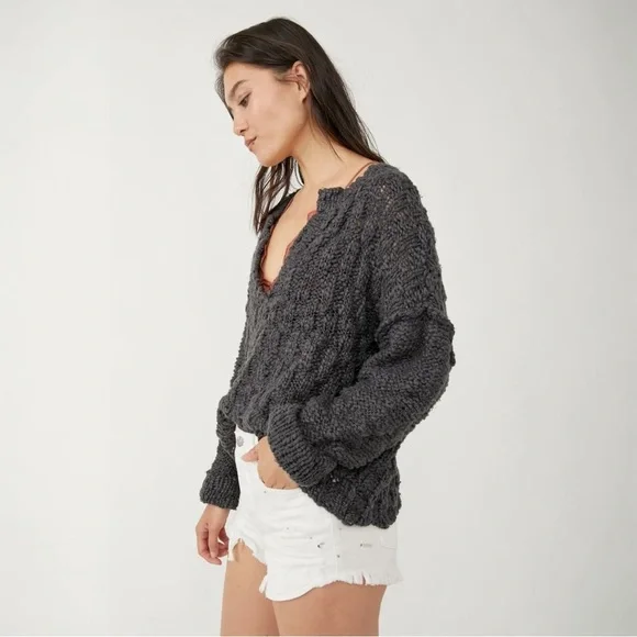 Free‎ People Oversized Bohemian Crop Sweater - Picture 5 of 10